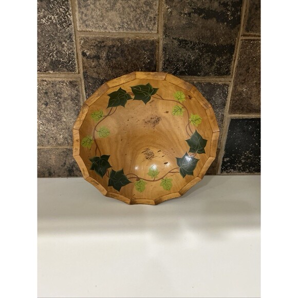 Vintage Large Footed Bowl...Hand Painted Leaves....Maple 1950's - Picture 2 of 13